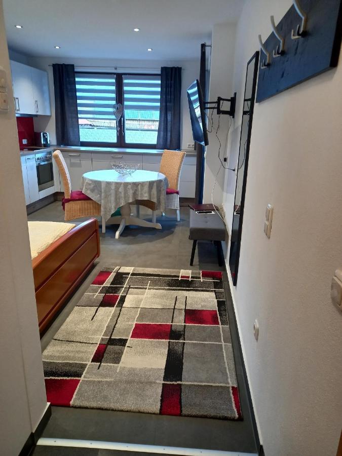 Cafe Und Pension Ringer Vilseck Exterior foto