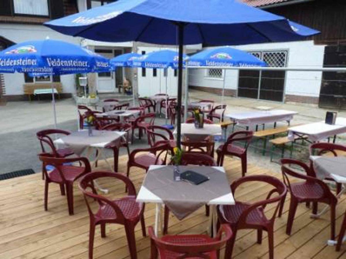 Cafe Und Pension Ringer Vilseck Exterior foto