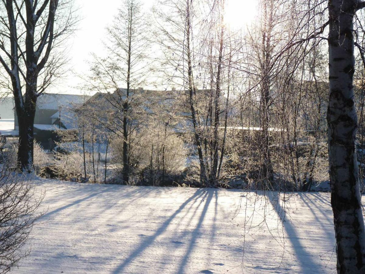 Cafe Und Pension Ringer Vilseck Exterior foto